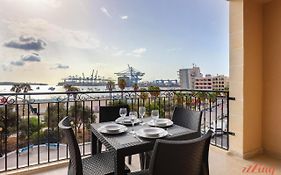 Luxurious Duplex Seafront Apt W Amazing Sea Views